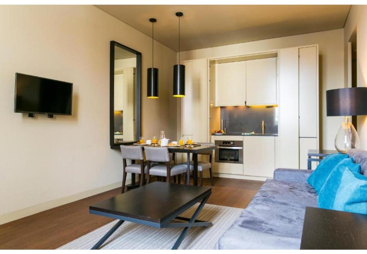 Joivy Downtown Market Apartments Lisbona Esterno foto