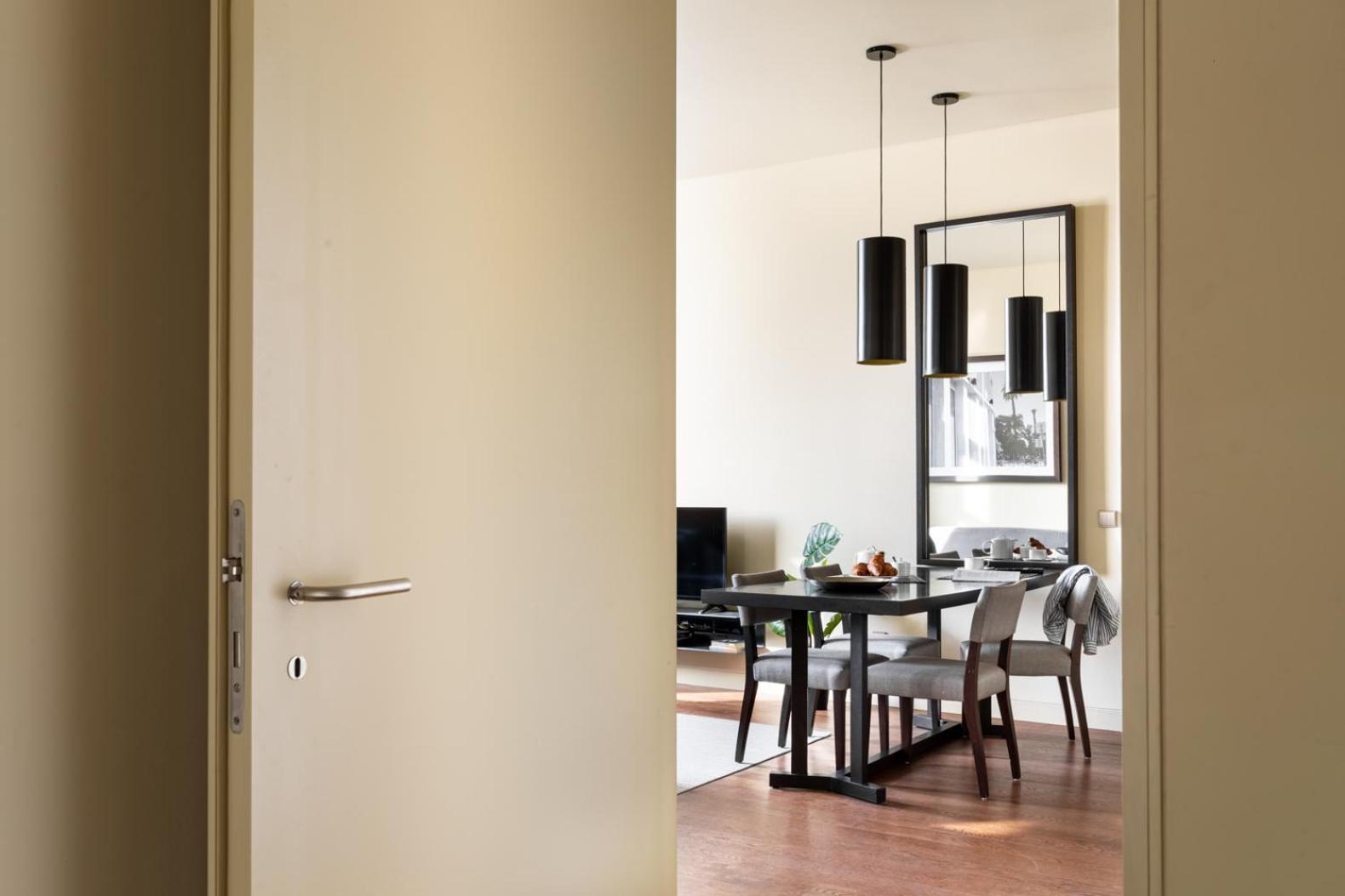 Joivy Downtown Market Apartments Lisbona Esterno foto