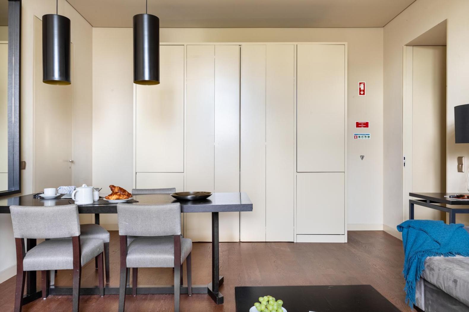 Joivy Downtown Market Apartments Lisbona Esterno foto