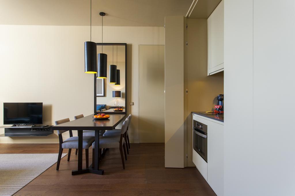 Joivy Downtown Market Apartments Lisbona Esterno foto